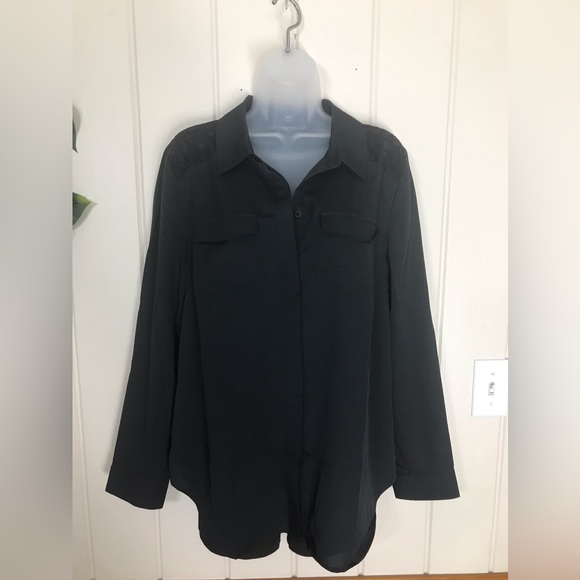 Isaac Mizrahi Black LS Buttondown Dress Blouse Lace Back & Shoulders Ladies NWOT - Picture 9 of 12